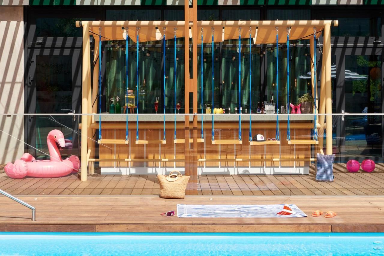 Moxy Sophia Antipolis Ξενοδοχείο Biot Εξωτερικό φωτογραφία