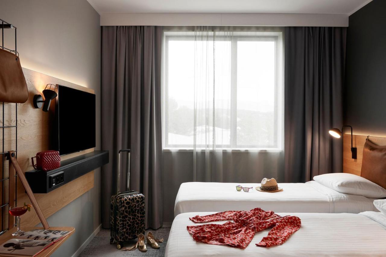Moxy Sophia Antipolis Ξενοδοχείο Biot Εξωτερικό φωτογραφία