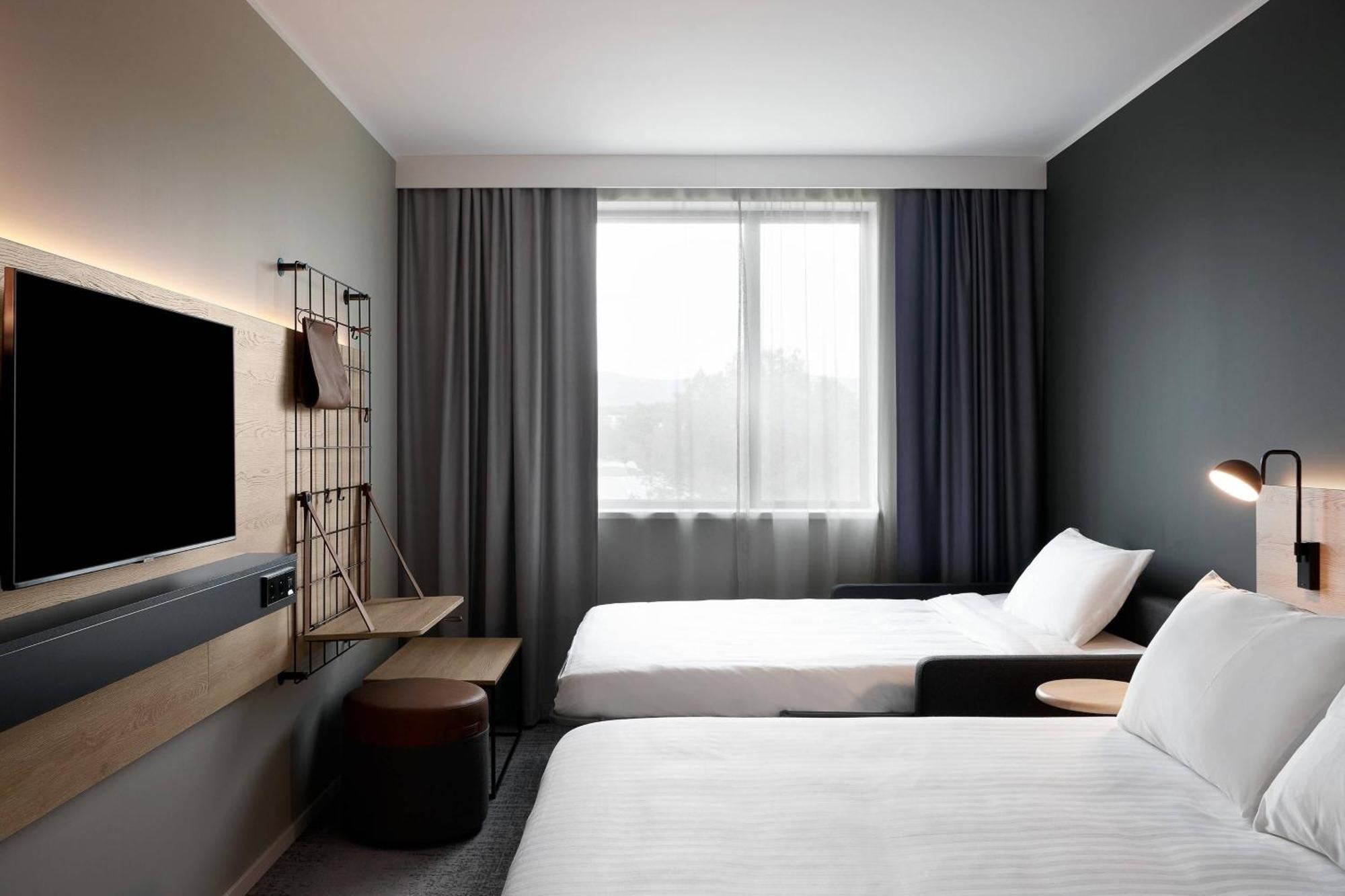 Moxy Sophia Antipolis Ξενοδοχείο Biot Εξωτερικό φωτογραφία